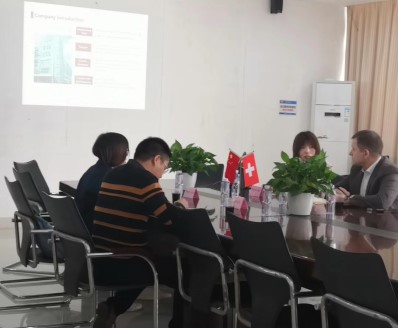 European customers visit our company for the development of high-quality Chinese suppliers